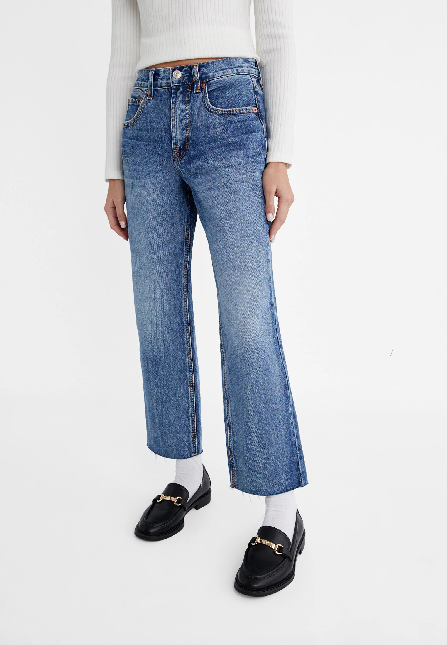 CROPPED STRAIGHT JEANS