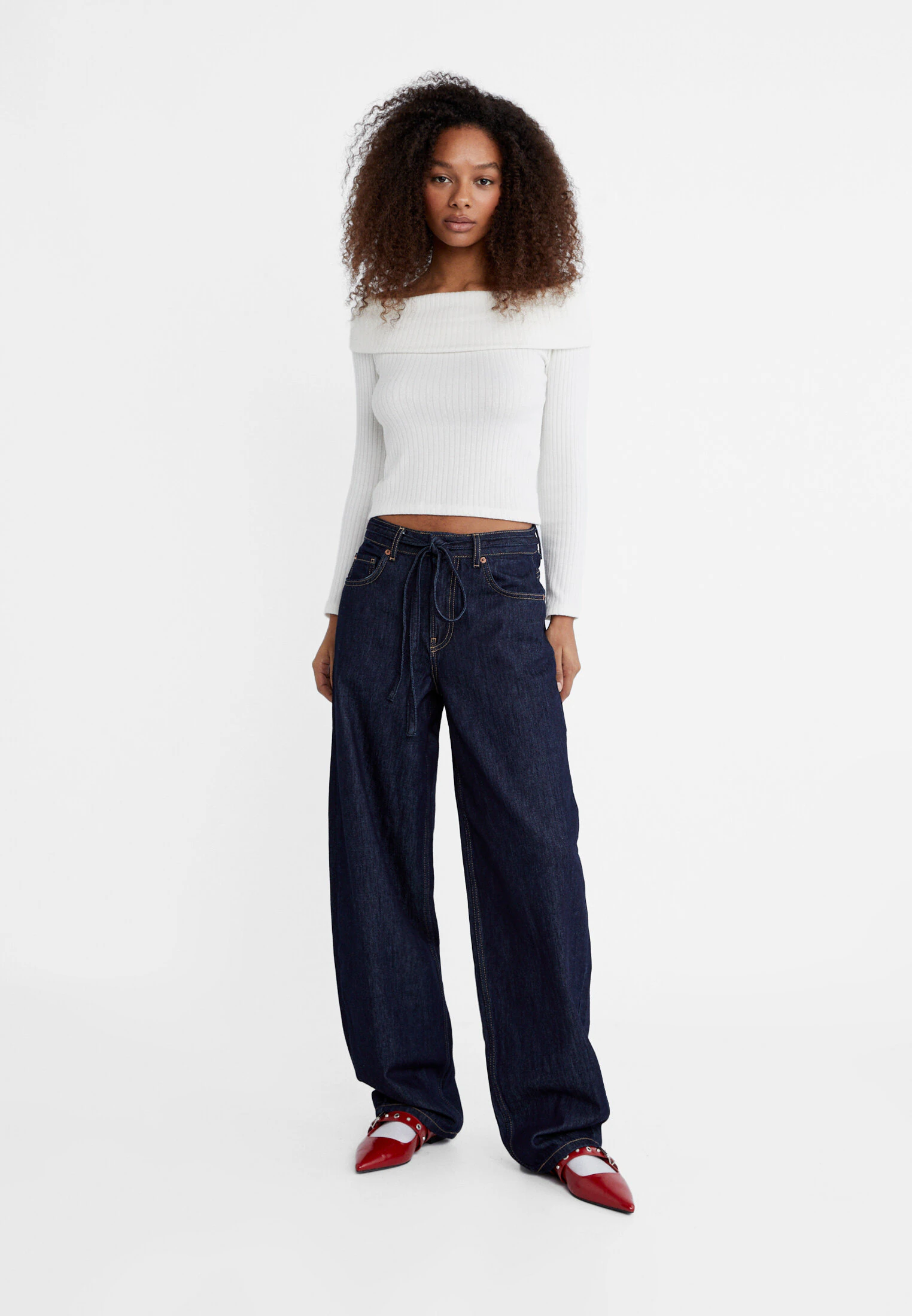 BALLOON FIT JEANS