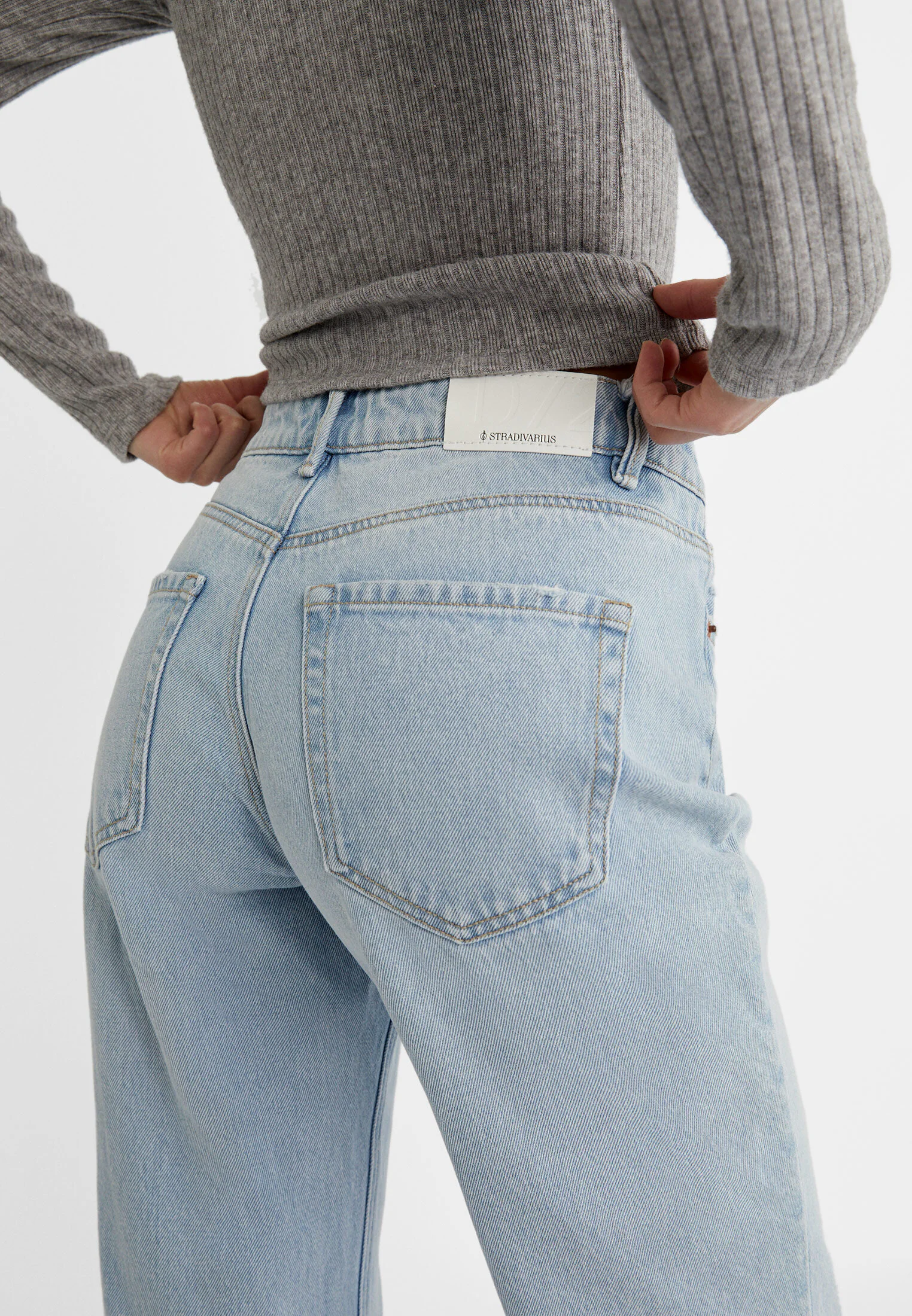 VINTAGE FLARED JEANS