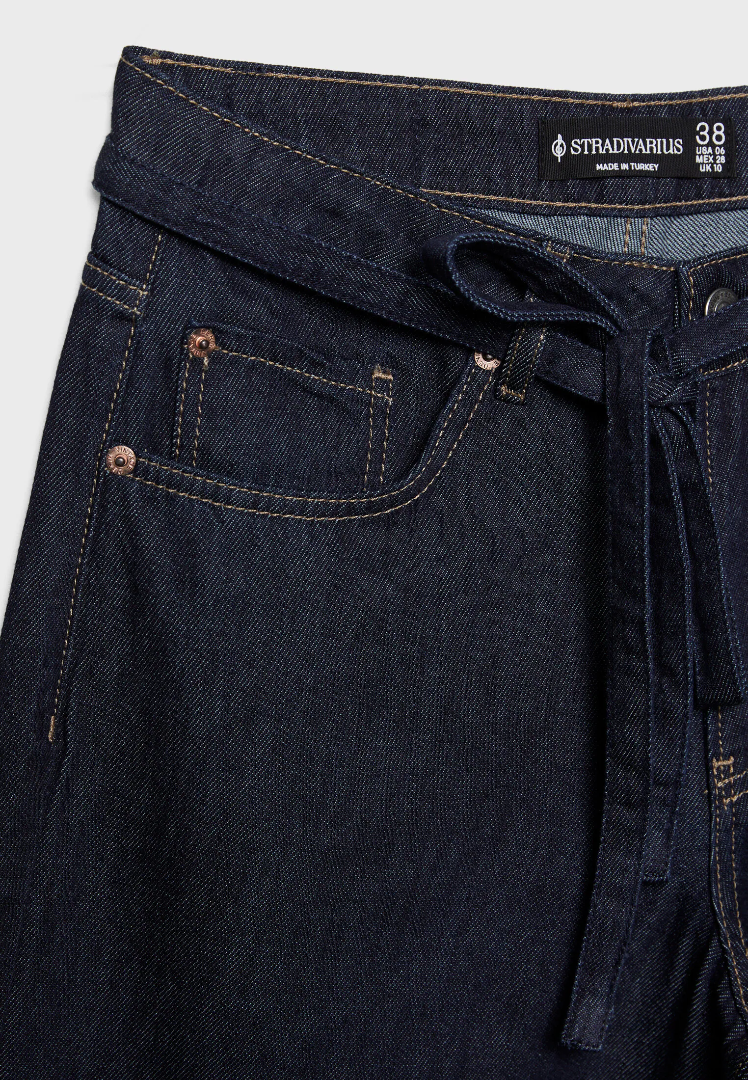 BALLOON FIT JEANS