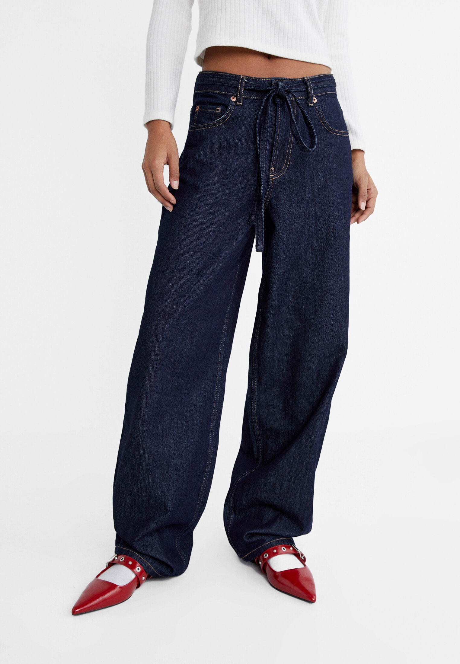 BALLOON FIT JEANS