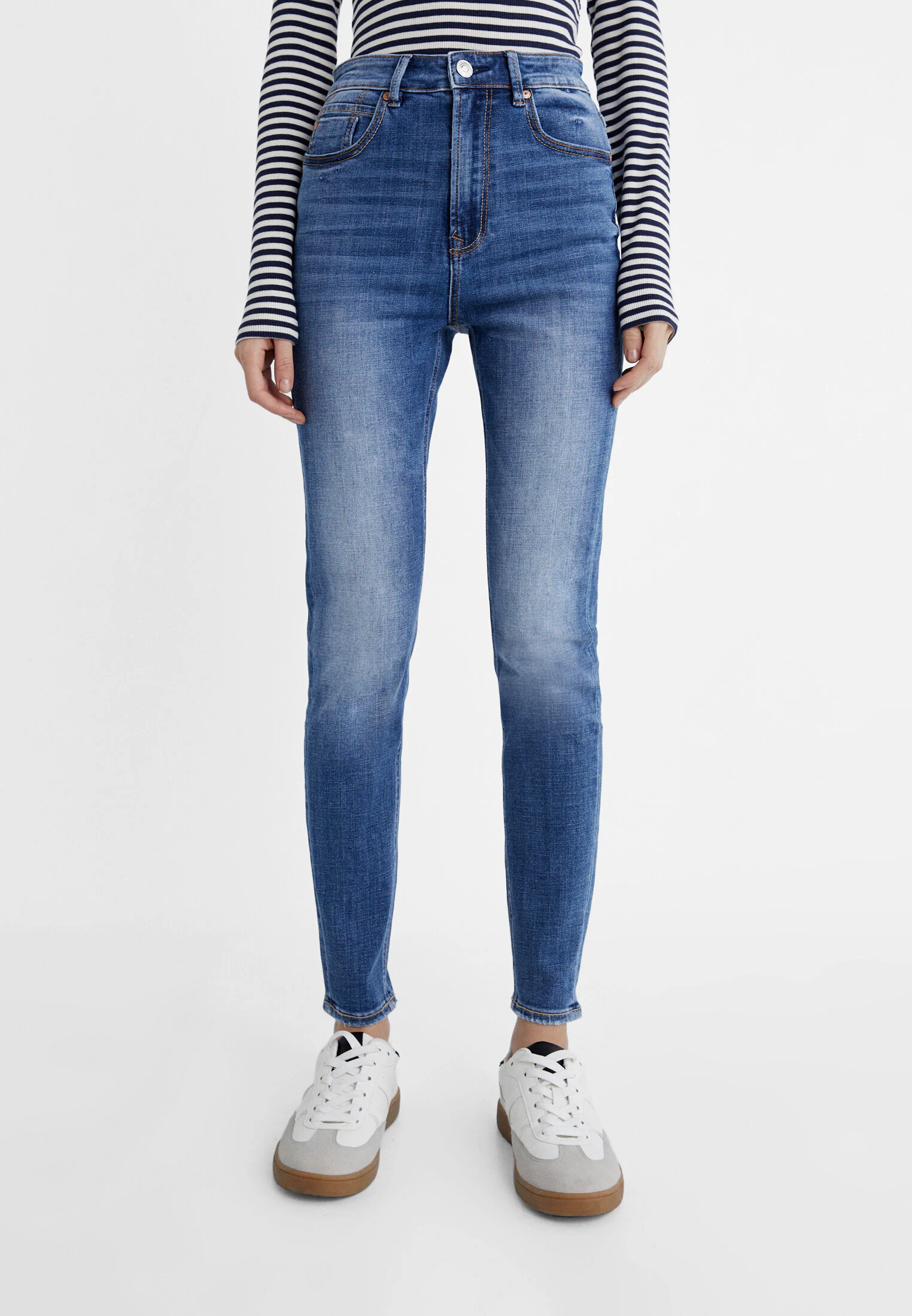 1450 SUPER HIGH-WAIST SKINNY JEANS
