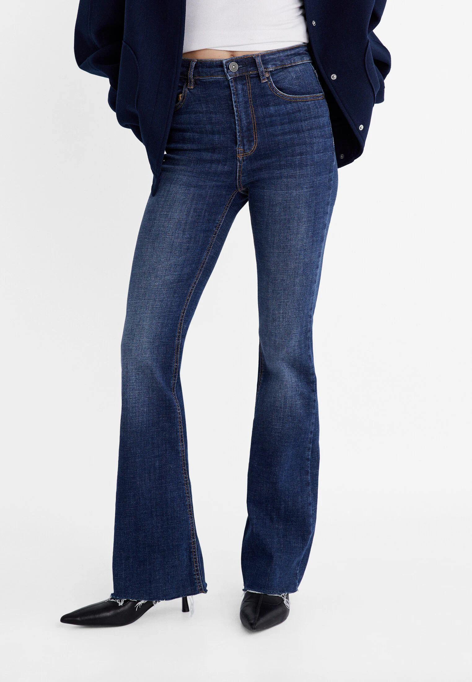 SLIT FIT FLARED JEANS
