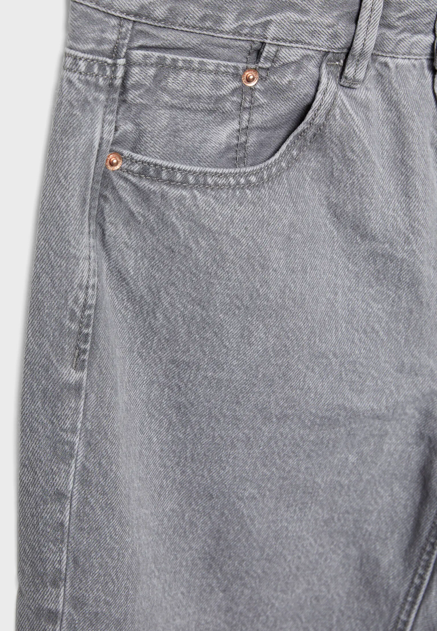 D96 CROPPED STRAIGHT-FIT JEANS